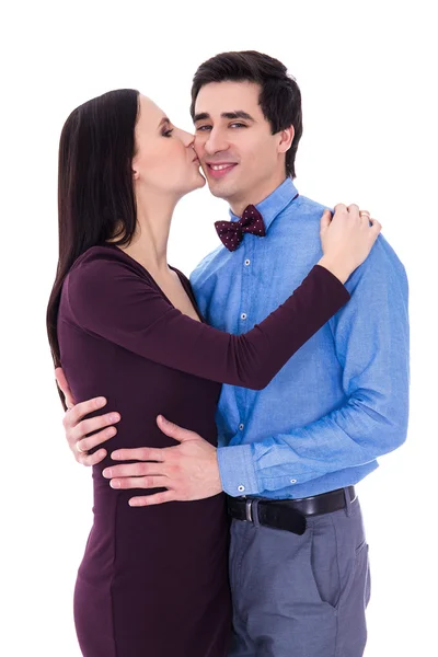 Concepto de felicidad - feliz joven besando a su marido aisla — Foto de Stock