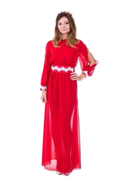 흰색 절연 긴 빨간 드레스에 화려한 여자 — 스톡 사진