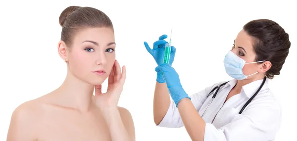 Plastic surgery - doctor or beautitian in mask with syringe and — Stock Photo, Image