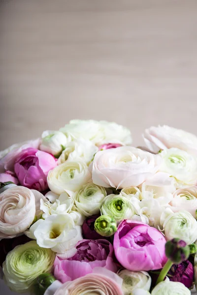 Gros plan de bouquet de fleurs d'été — Photo