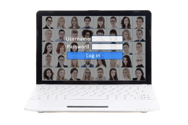 Concepto de medios de comunicación social - ordenador portátil con panel de usuario y contraseña en s — Foto de Stock
