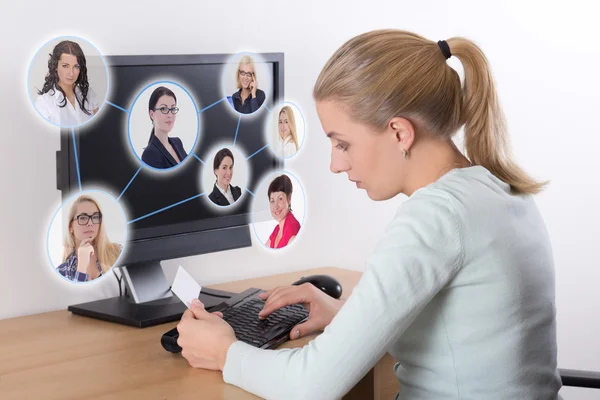Job search concept - woman using personal computer — Stock Photo, Image