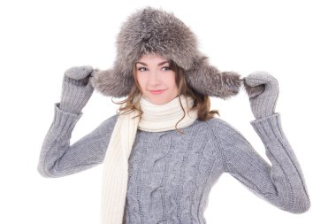 mutlu genç güzel kadın üzerinde beyaz izole kış elbiseleri