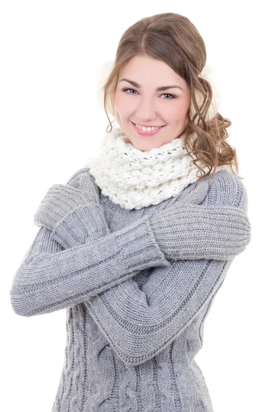 Porträtt av ung vacker kvinna i vinterkläder isolerad på — Stockfoto