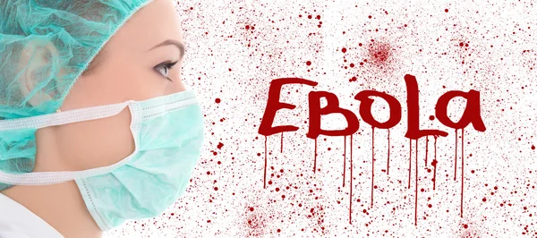 Concept d'Ebola - jeune femme médecin au masque de chirurgien — Photo