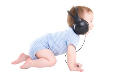 bebek çocuk toddler beyaz izole kulaklık ile yan görünüm