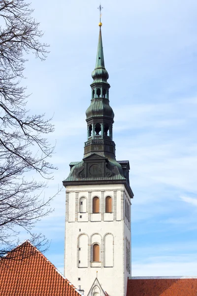 탈린의 올드 타운에 Niguliste 교회 — 스톡 사진