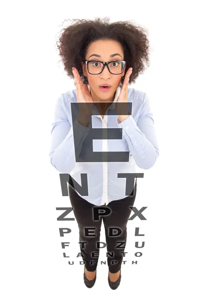 Pojęcie problem wizji - piękne african american kobieta w oko — Zdjęcie stockowe