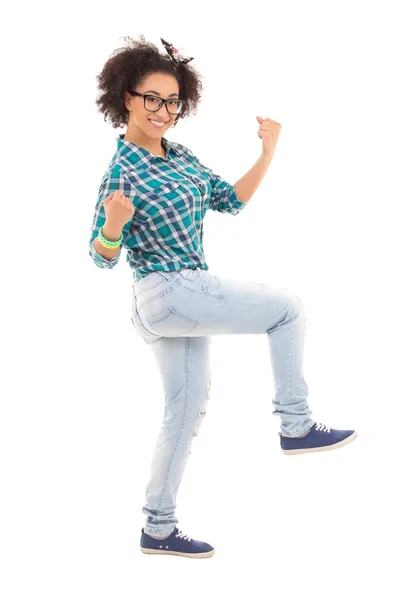 Boldog afro-amerikai tizenéves lány ünnepli valami isolat — Stock Fotó