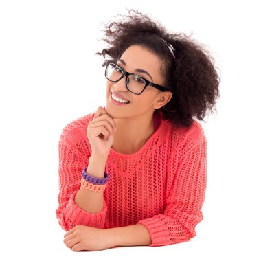 mutlu oldukça pembe yalan Afrikalı-Amerikalı genç kız rüya