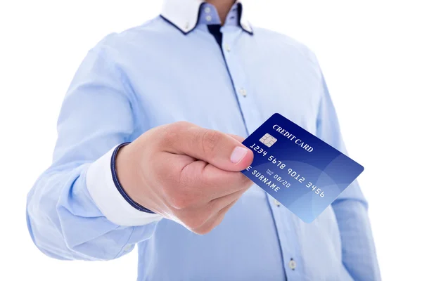 Бизнесмен, давая кредитной карты, изолированные на белом фоне — стоковое фото