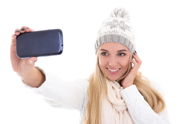 Cute beautiful woman in winter clothes taking selfie photo with — Stock Photo, Image