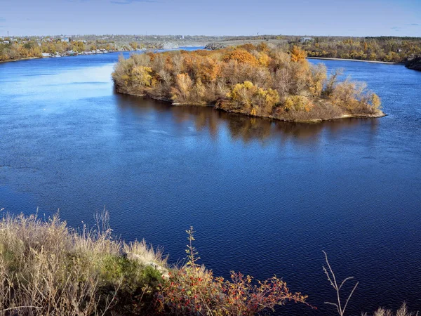 Île Dans Forêt Automne Avec Réflexion Dniper Ukraine — Photo