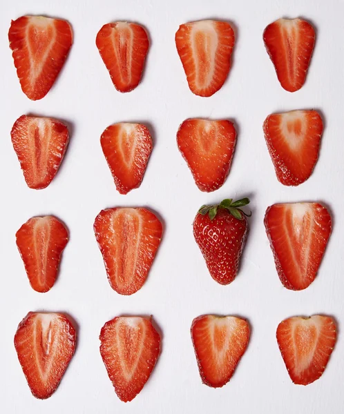 赤、新鮮なイチゴ — ストック写真