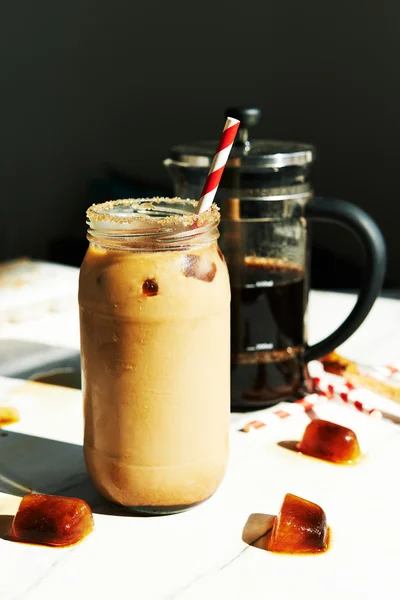 우유와 아이스 커피 — 스톡 사진