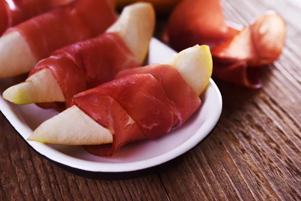 Pêra com carne — Fotografia de Stock