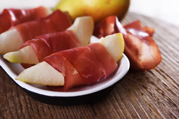 Pêra com carne — Fotografia de Stock