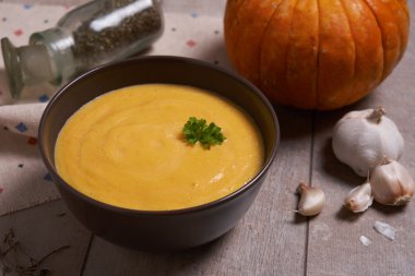 Balkabağı çorbası.