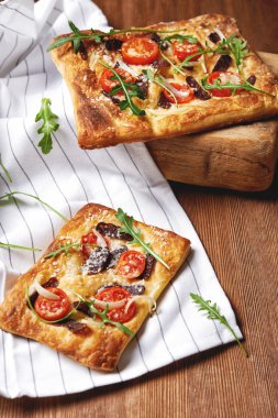 domates ve salam Mini turta