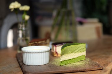 Tatlı pasta tatlı ve kitap