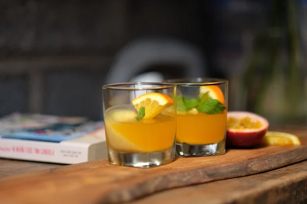 Çarkıfelek ve portakal suyu