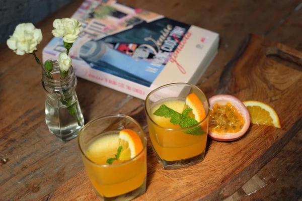 Çarkıfelek ve portakal suyu