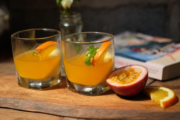 Çarkıfelek ve portakal suyu