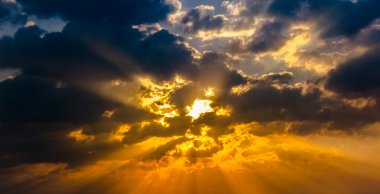 Bulut güneş ışını ray hafif sıcak turuncu renk