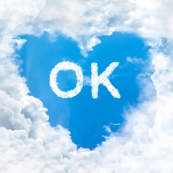 Ok palabra en el cielo azul —  Fotos de Stock