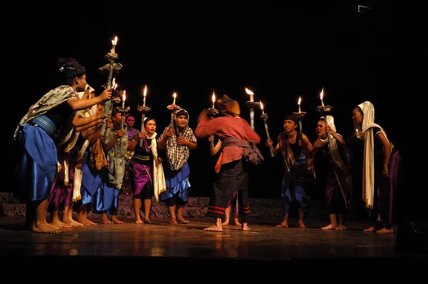 Театральное шоу в Сангкурьянге — стоковое фото