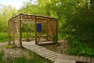 Yenilenen halk tuzlu su banyoları