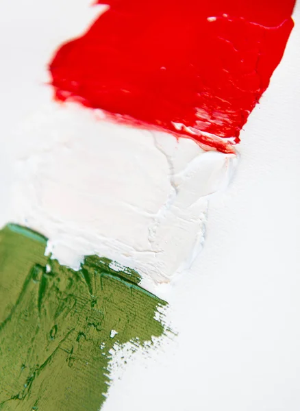 イタリアの国旗を描いた イタリアの三色 要旨鮮やかな緑色の赤の背景 キャンバス上の油 完璧なテクスチャを持つ創造的なデザイン要素 柔らかい焦点 — ストック写真