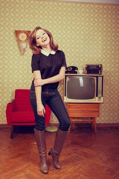 Retrato Jovem Mulher Extática Sorridente Olhando Para Câmera Feliz Sorrindo — Fotografia de Stock