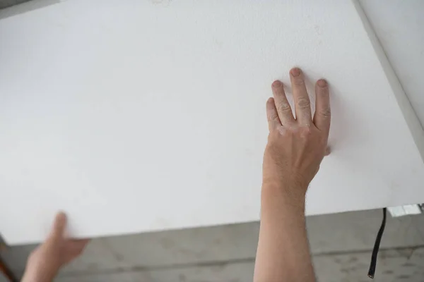 Styrofoam Seiling Mounting Man Glues Foam Ceiling Insulation Warming Repair — Stock Photo, Image