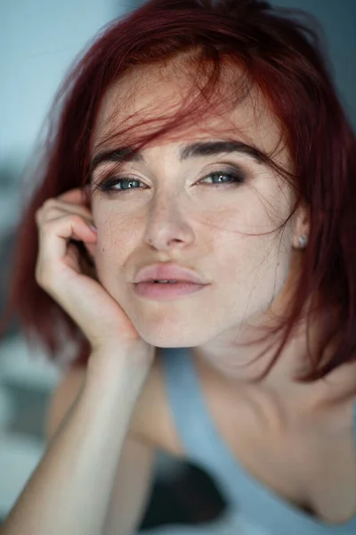 Beautiful Young Stylish Ginger Woman Freckles Fashion Portrait Charming Girl — Stock Photo, Image