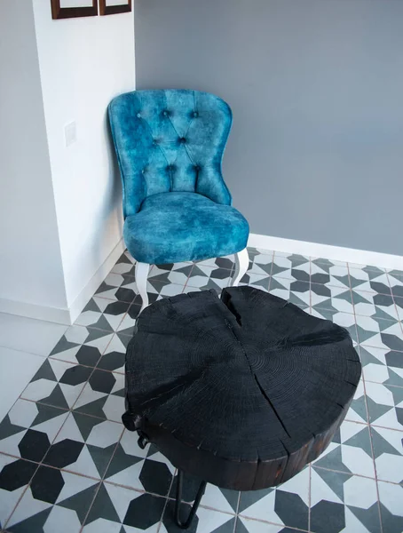 Design Moderne Intérieur Maison Avec Élégante Chaise Bleue Dans Style — Photo