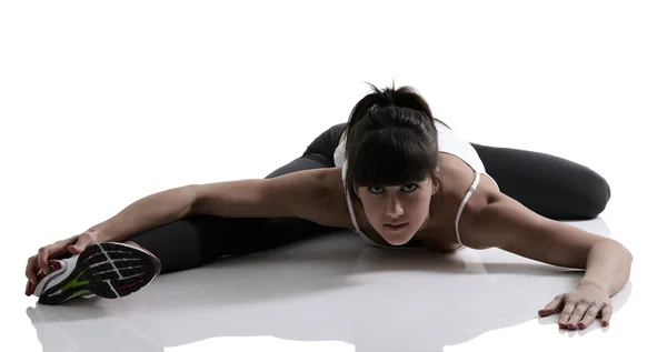 Meisje doet aan yoga — Stockfoto