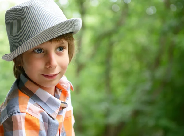 Ragazzo in cappello — Foto Stock