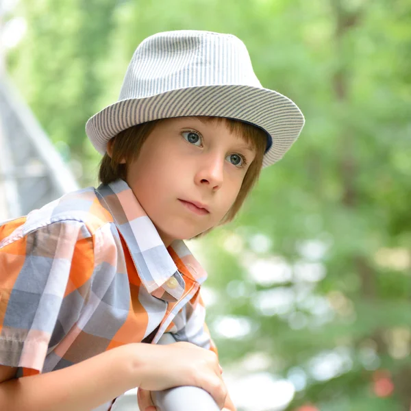 Ragazzino in cappello — Foto Stock