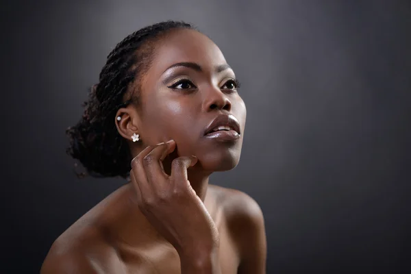 Beautiful african woman — Stock Photo, Image