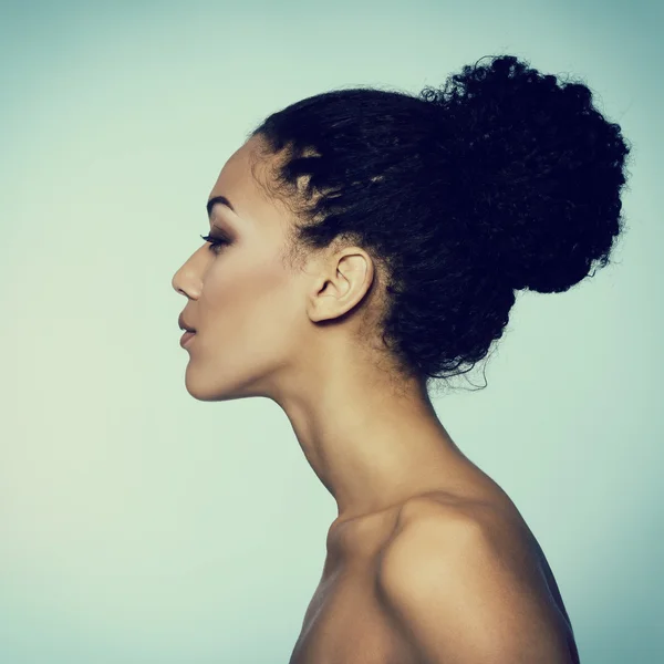 Mulatto young woman — Stock Photo, Image