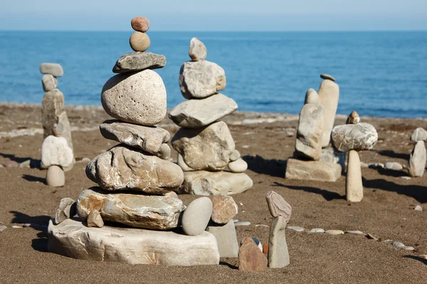 Balanced stones — Stock Photo, Image