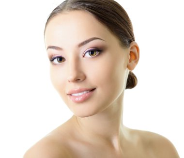 güzel sağlıklı yüzü olan kadın