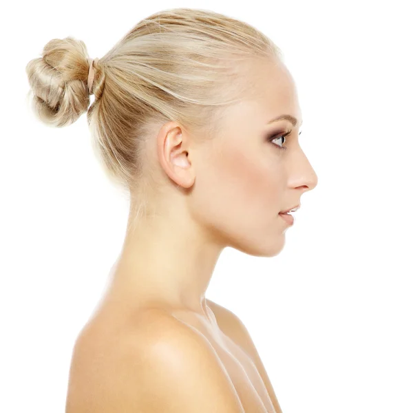 Woman with beautiful healthy face in profile — Stock Photo, Image