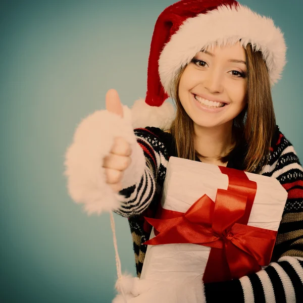 Feliz jovem mulher de Natal — Fotografia de Stock