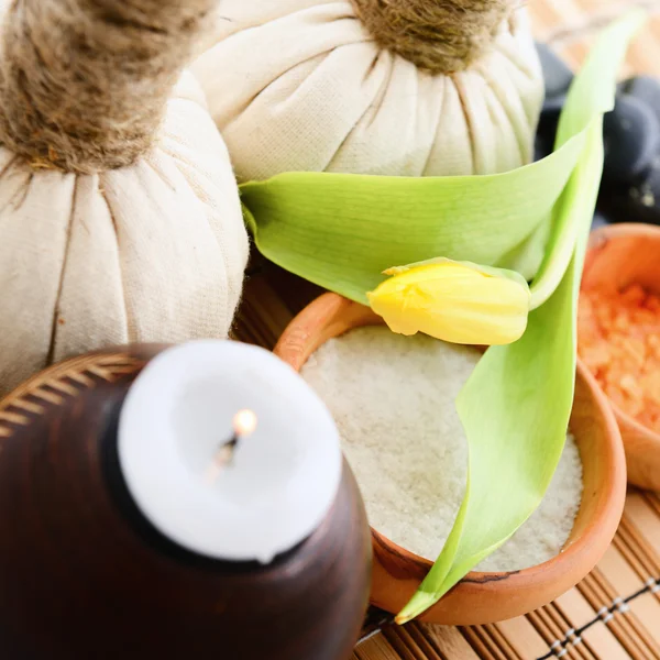 Bitkisel toplar, Şamdan, Lale, taşlar