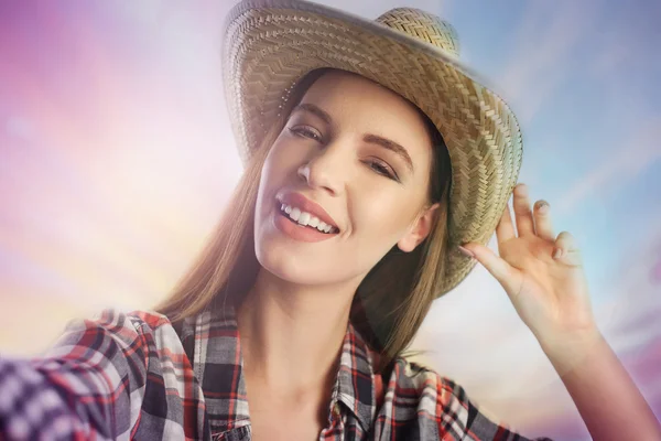 Woman taking a selfie — Stock Photo, Image