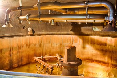 Damıtım tankları bira fabrikası