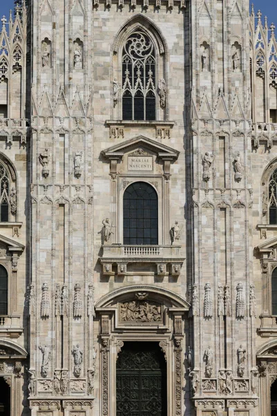 米兰大教堂 Duomo Milano 是米兰的哥特式大教堂 — 图库照片