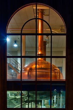 Damıtım tankları bira fabrikası